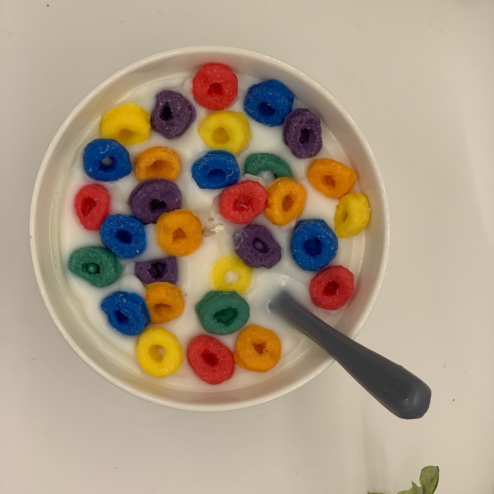 COPY - 8 oz bowl fruit loops candle